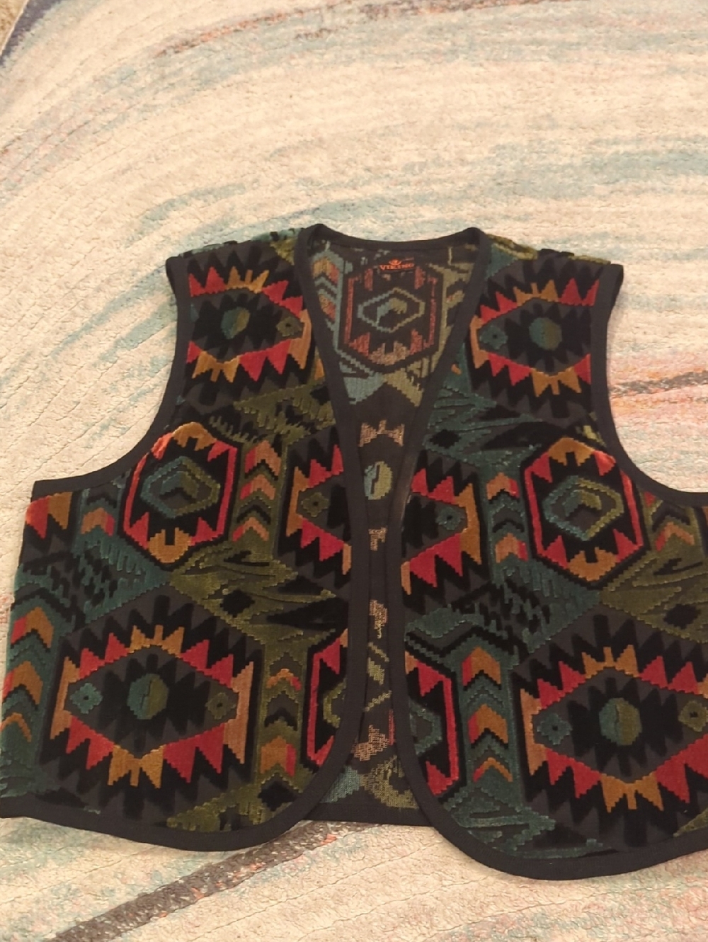Viking Vintage Vest Medium Aztec Patterned Nylon Open Front